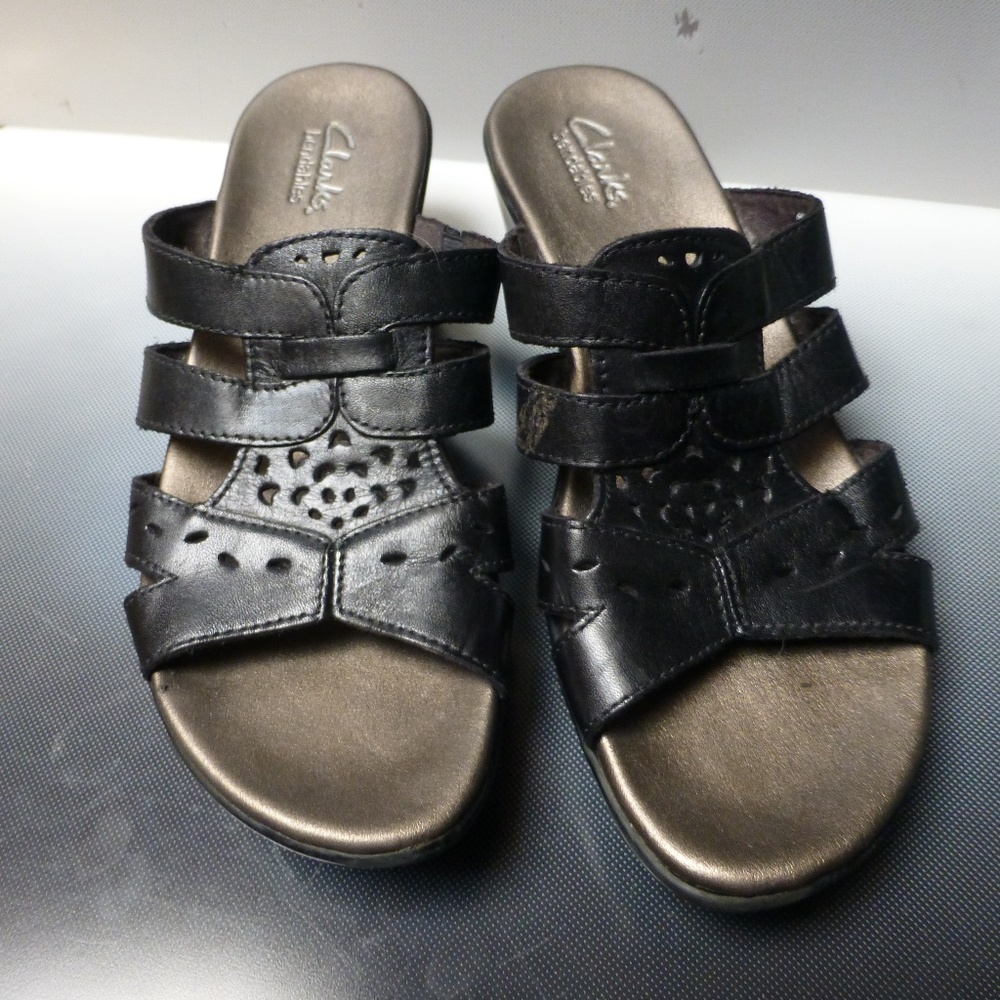 clark bendables black leather sandal sz 7m
